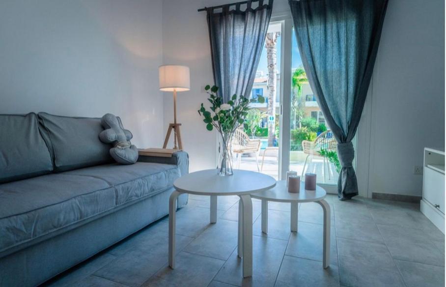 Holiday Cosy Home Paphos Exterior foto